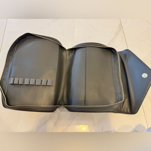 Stationery Gray Bag - Picture 4 of 9